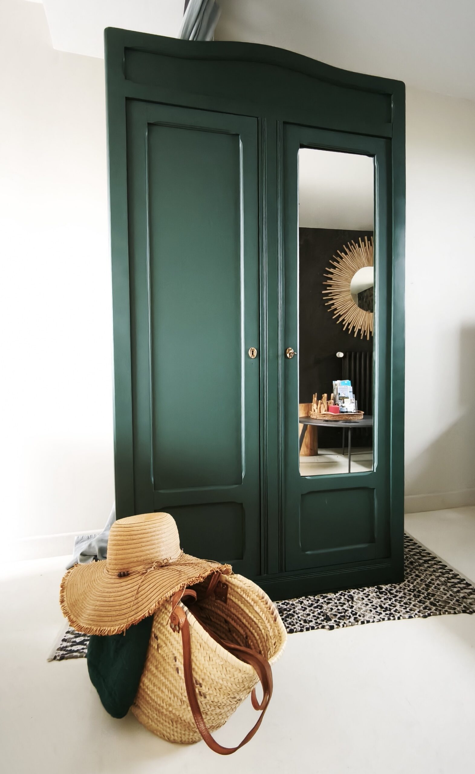 Armoire-parisienne-the-de-chine