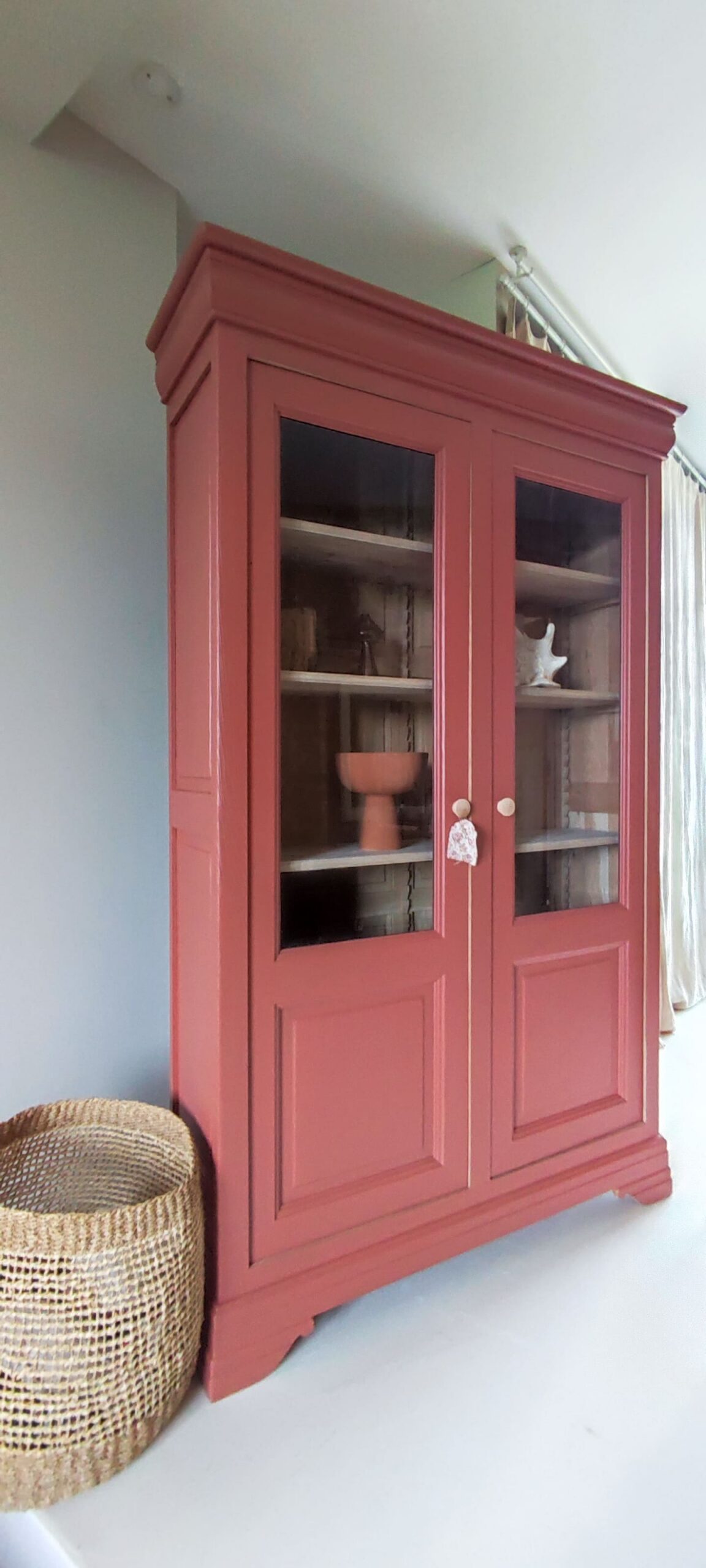 vitrine-en-merisier